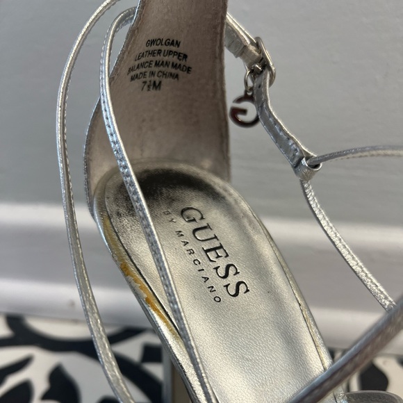 SILVER GUESS HEELS - Picture 3 of 5